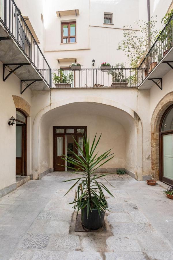 Corte Dumas Palermo Exterior photo
